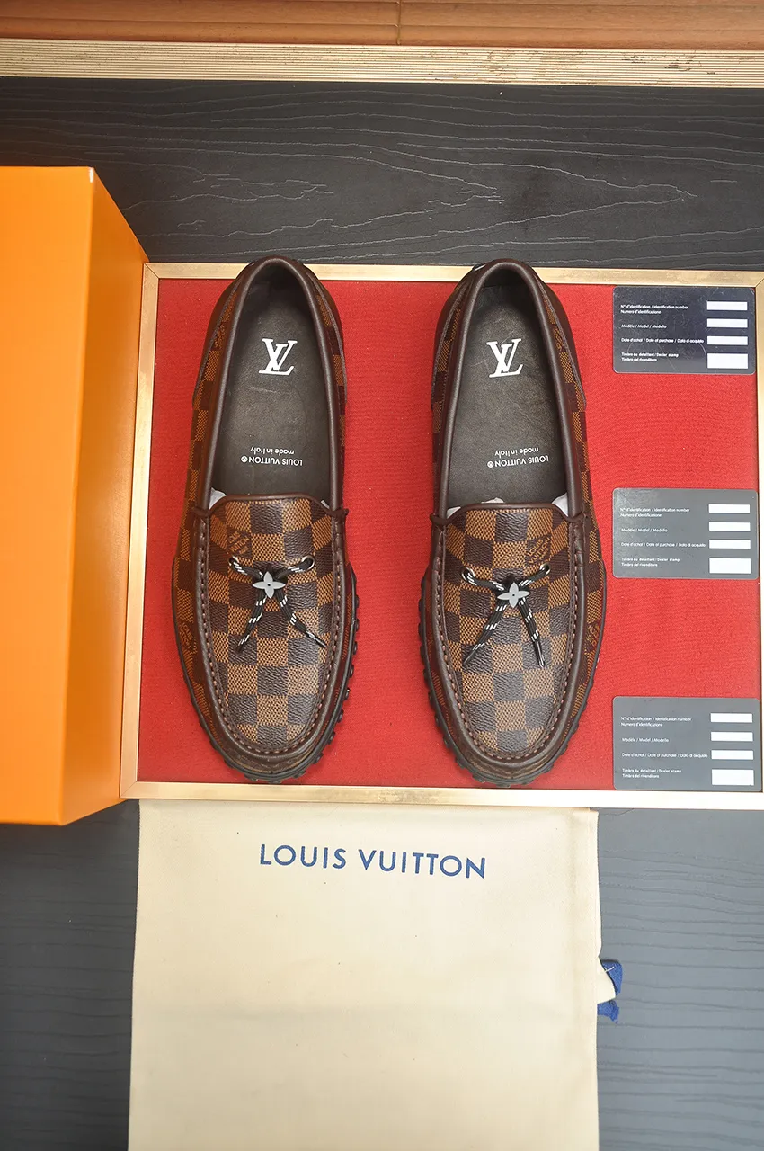 Men's men's shoes💰660💶[LOUIS VUITTON] (original order) new style🍀LV Louis Vuitton* - top version of LV classic beanie shoes! Made of imported original single cowhide, original leather side strips and wear-resistant rubber outsole! High quality products! Code number 39-45 (45 customized)